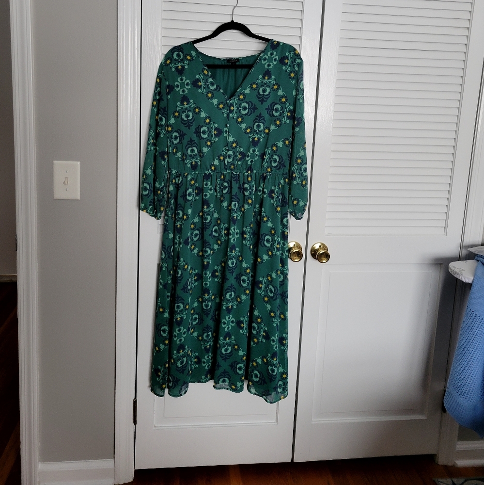 Beautiful Ann Taylor Dress
